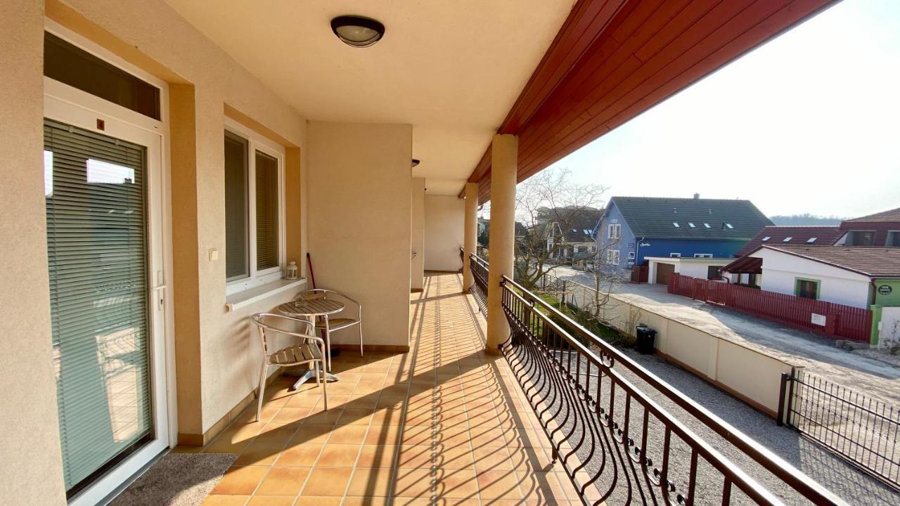 Apartmanovy Dom Flora Veľký Meder Eksteriør billede