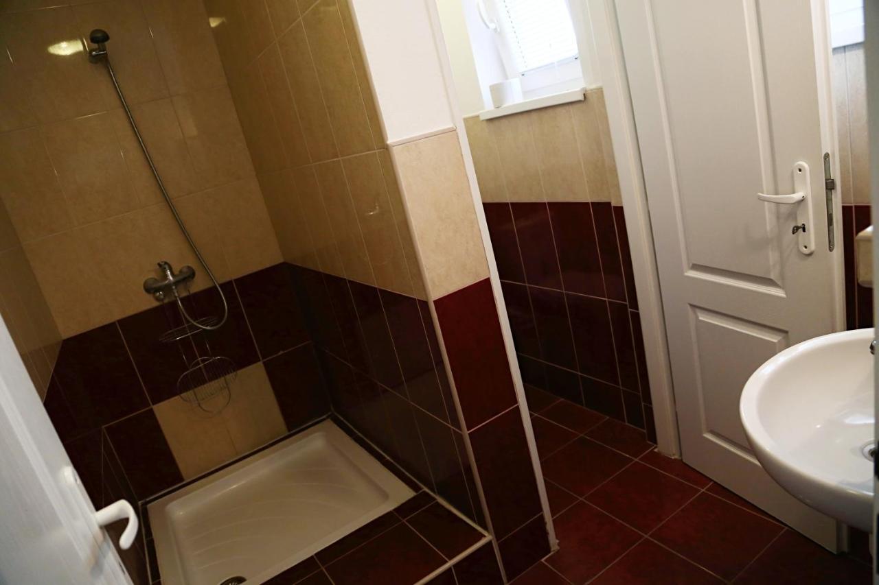 Apartmanovy Dom Flora Veľký Meder Eksteriør billede
