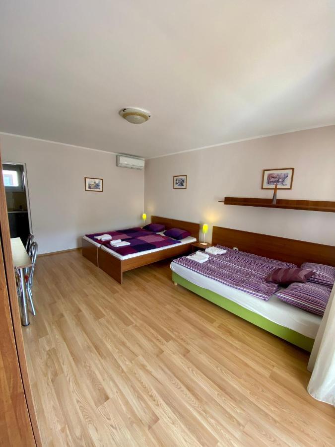 Apartmanovy Dom Flora Veľký Meder Eksteriør billede